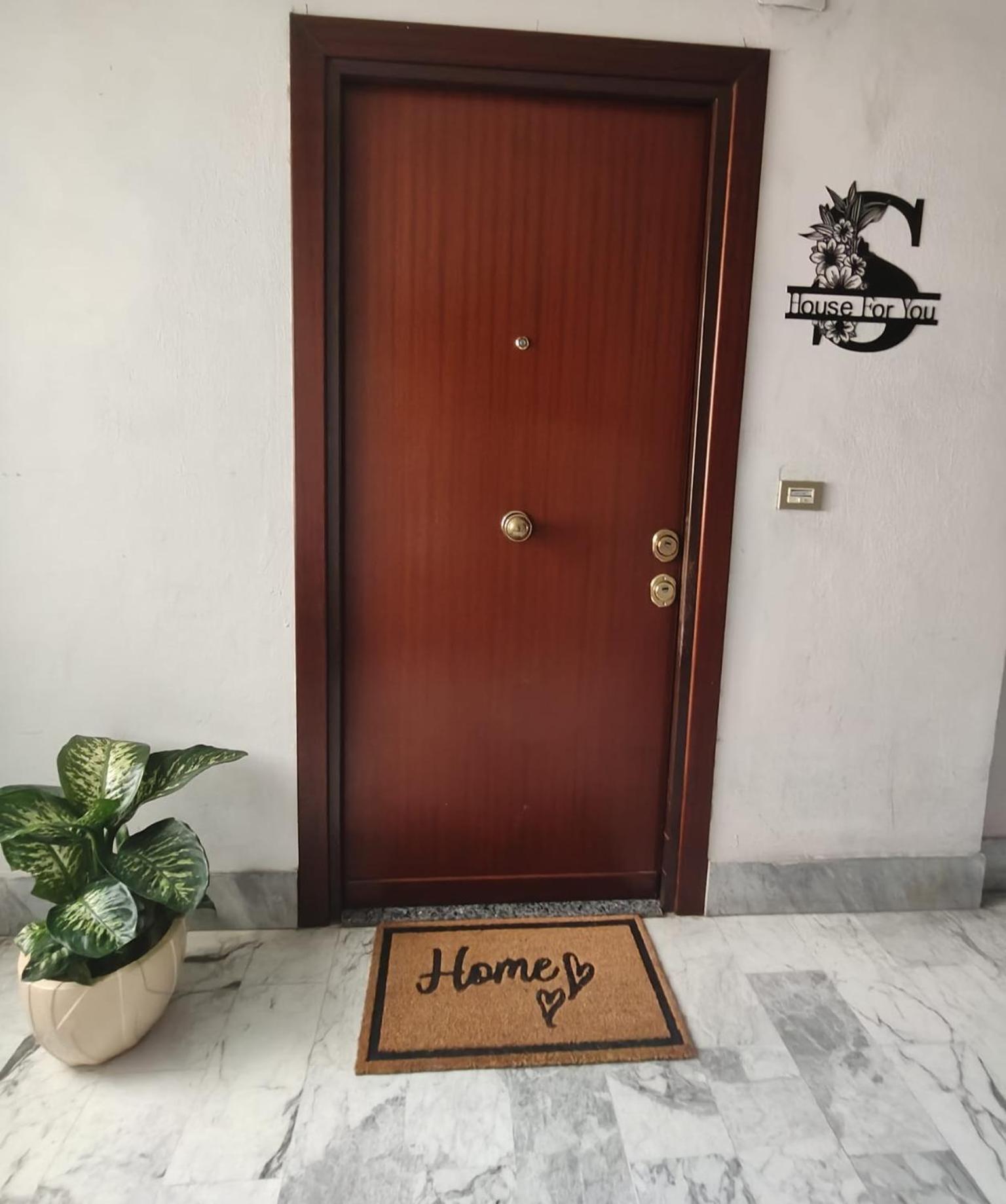 House For You Rom Exterior foto